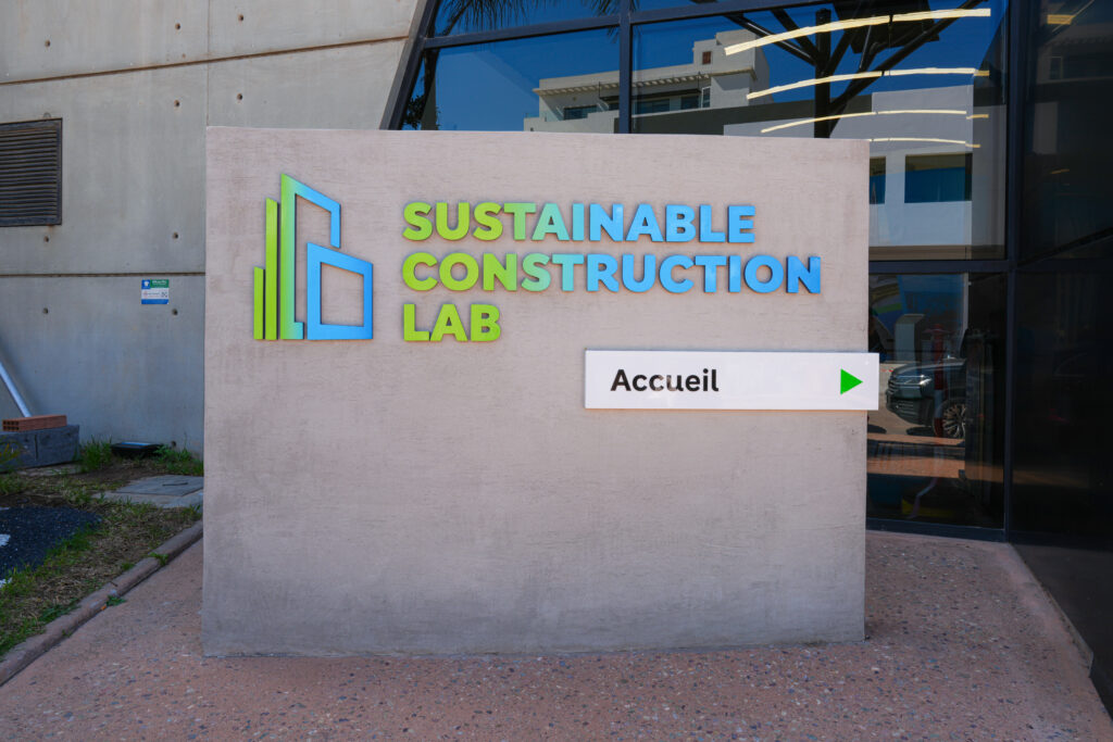 Espace d’exposition sur les matériaux écoresponsables au Sustainable Construction Lab